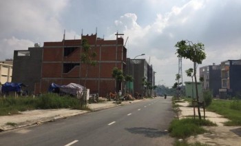 Bán đất KCN Tân Đô, 220 triệu=100m2, tặng 2 chỉ vàng SJC, chiết khấu 8%, LH: 090.311.4516